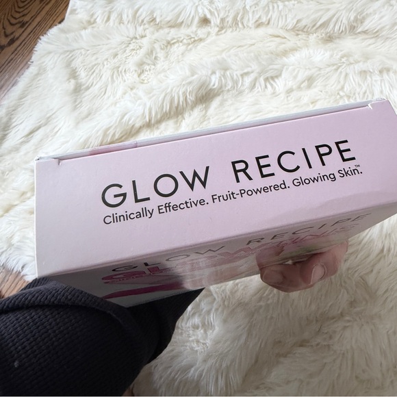 Glow Recipe  Glowtinis Mini Skincare Set - Picture 5 of 7